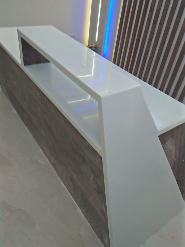 Natural & Artificial Onyx Bar Counter